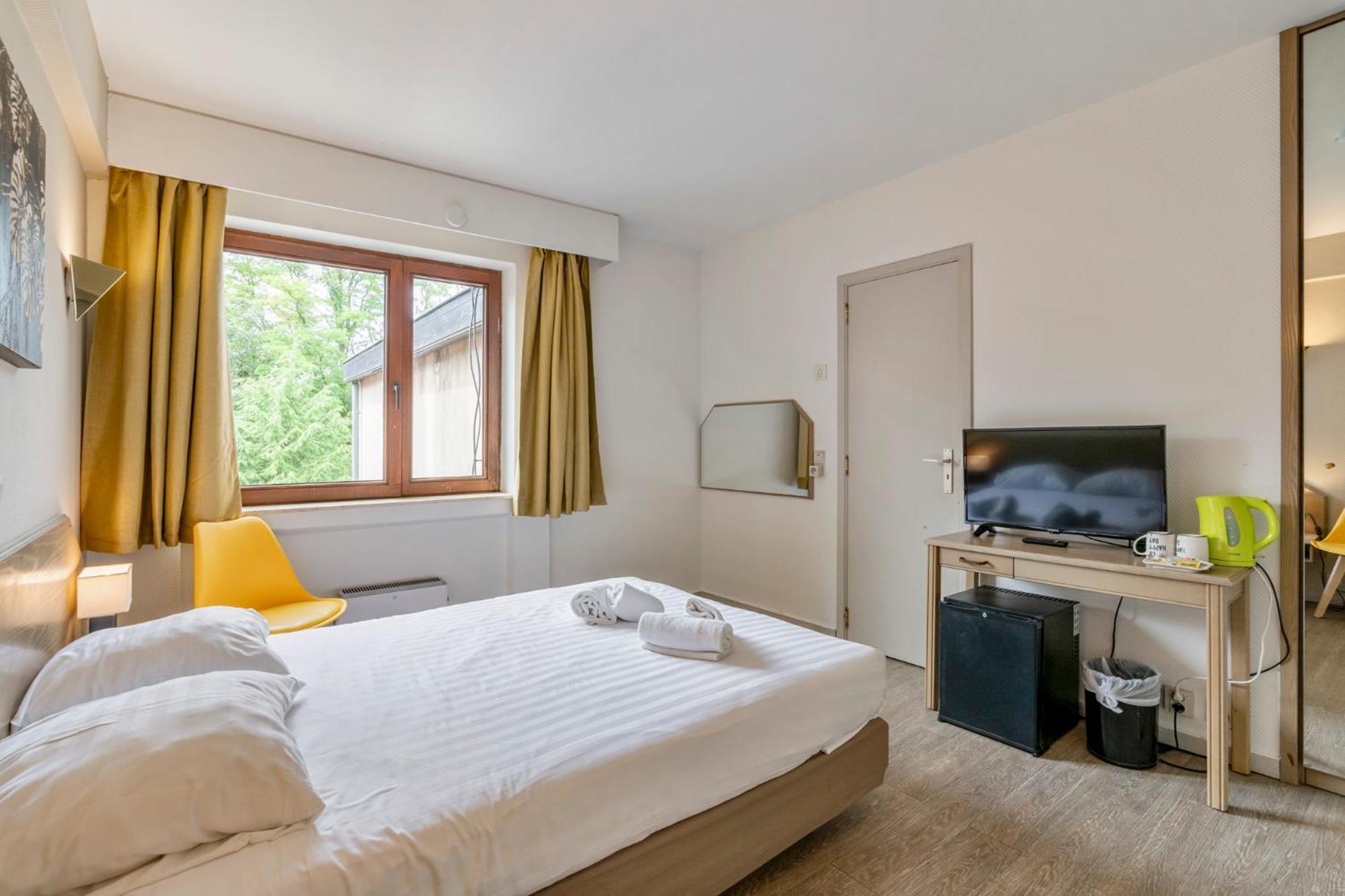 Готель Sleep & Go Brussels South Ватерлоо Екстер'єр фото